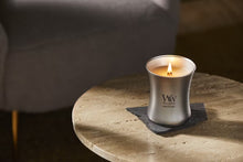 Afbeelding in Gallery-weergave laden, WoodWick Candescent Coast - Silver Metal Collection