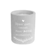 Afbeelding in Gallery-weergave laden, Cement candle - Spaar geen centen