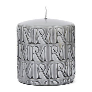 Riviera Maison - RM Monogram Pillar Candle flax 9,5x10