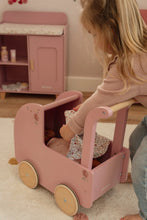 Afbeelding in Gallery-weergave laden, Little Dutch Houten poppenwagen FSC incl. textiel