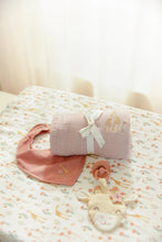 Afbeelding in Gallery-weergave laden, Little Dutch - Geschenkdoos Giraffe - Roze