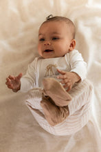 Afbeelding in Gallery-weergave laden, Little Dutch - Gebreide slofjes bruin