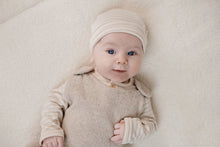 Afbeelding in Gallery-weergave laden, Little Dutch Gebreid boxpakje Soft Beige Melee
