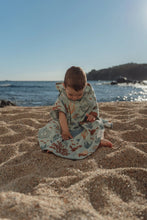 Afbeelding in Gallery-weergave laden, Little Dutch - Strand poncho Ocean World Multicolour