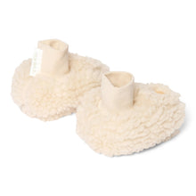Afbeelding in Gallery-weergave laden, Little Dutch - Newborn Winter W26 Teddy slofjes Sand Flowers