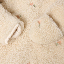 Afbeelding in Gallery-weergave laden, Little Dutch - Newborn Winter W26 Teddy boxpak Sand Flowers