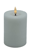 Afbeelding in Gallery-weergave laden, Mansion - Led Pillar Candle White Rustic 7.5*10cm